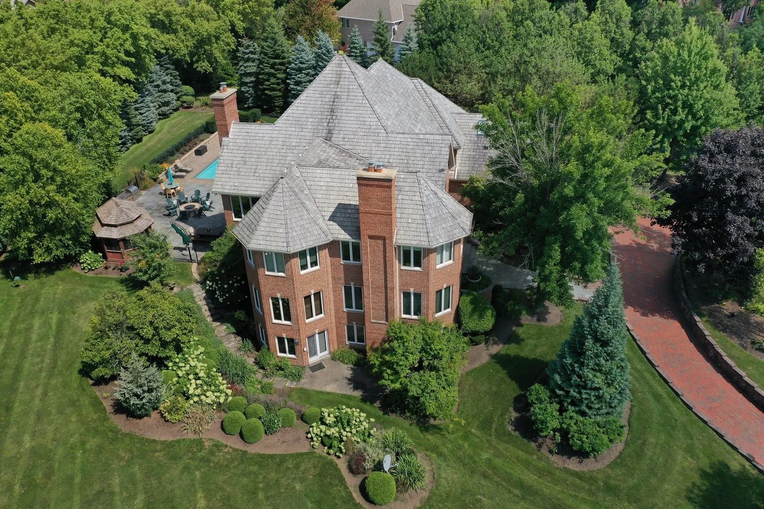 Aerial photo of an estate home